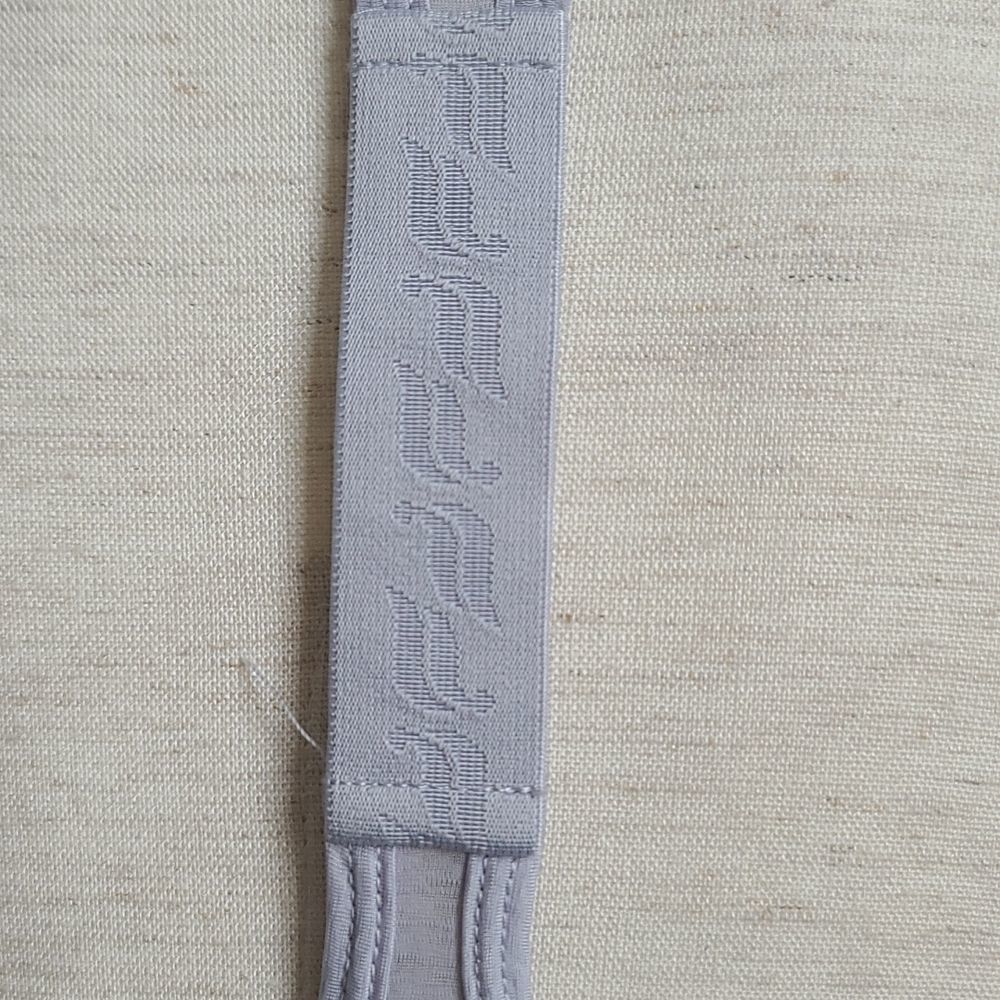 FABLETICS RACER BACK TOP - Picture 6 of 7